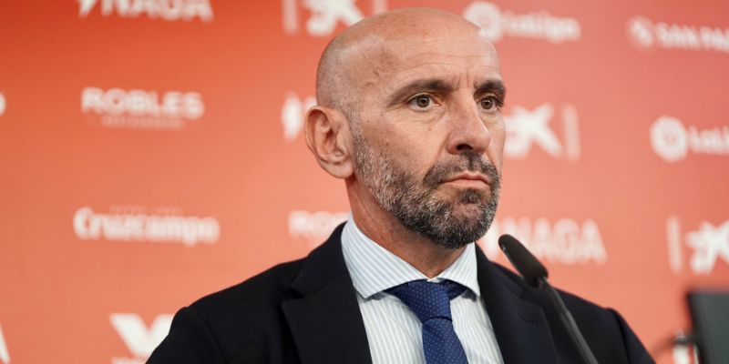 Sevilla trỗi dậy sau những khó khăn nhờ sự xuất sắc của Monchi